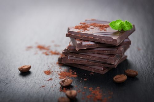 شکلات ویولتا تلخ توصیه پزشکان به بیماران آلزایمری!